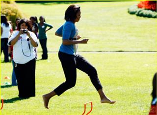Michelle Obama feet photo thumbnail