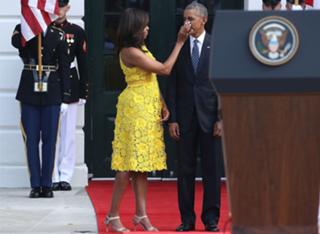 Michelle Obama feet photo thumbnail