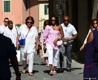 Michelle Obama feet photo thumbnail