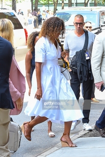 Michelle Obama feet photo thumbnail