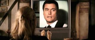 Michelle Pfeiffer feet photo thumbnail