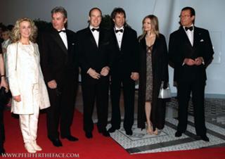 Michelle Pfeiffer feet photo thumbnail
