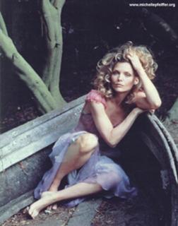 Michelle Pfeiffer feet photo thumbnail