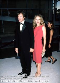 Michelle Pfeiffer feet photo thumbnail