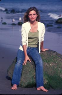 Michelle Pfeiffer feet photo thumbnail