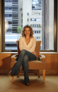 Michelle Pfeiffer feet photo thumbnail