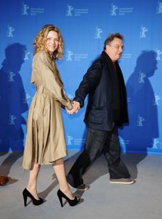 Michelle Pfeiffer feet photo thumbnail