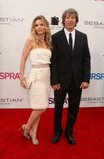 Michelle Pfeiffer feet photo thumbnail