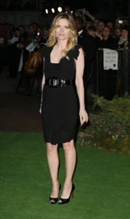 Michelle Pfeiffer feet photo thumbnail