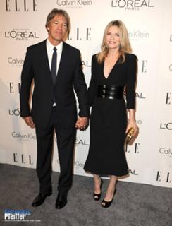 Michelle Pfeiffer feet photo thumbnail