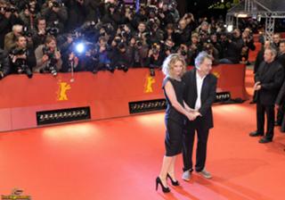 Michelle Pfeiffer feet photo thumbnail