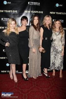Michelle Pfeiffer feet photo thumbnail