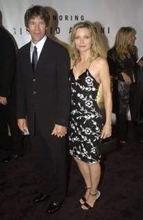 Michelle Pfeiffer feet photo thumbnail