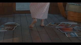 Michelle Pfeiffer feet photo thumbnail
