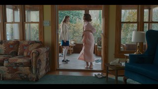 Michelle Pfeiffer feet photo thumbnail