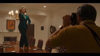Michelle Pfeiffer feet photo thumbnail