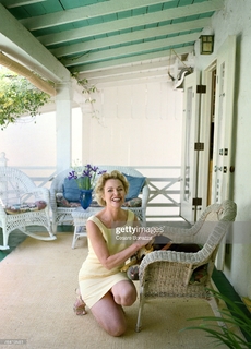 Michelle Phillips feet photo 8