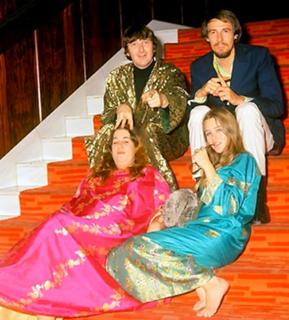 Michelle Phillips feet photo 12