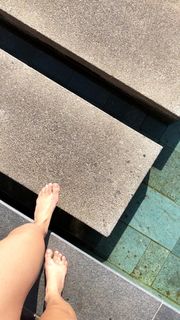 Michelle Randolph feet photo thumbnail