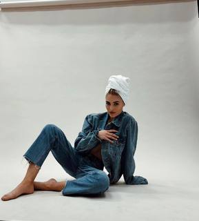 Michelle Randolph feet photo thumbnail