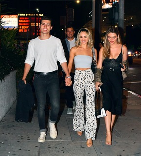 Michelle Randolph feet photo thumbnail