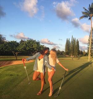 Michelle Randolph feet photo thumbnail