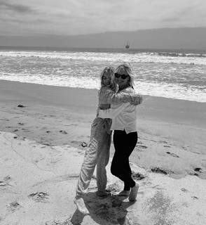 Michelle Randolph feet photo thumbnail