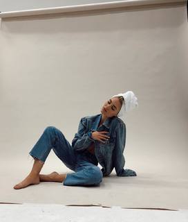 Michelle Randolph feet photo thumbnail