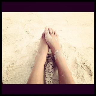 Michelle Renaud feet photo thumbnail