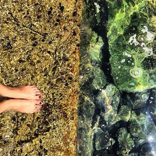 Michelle Renaud feet photo thumbnail
