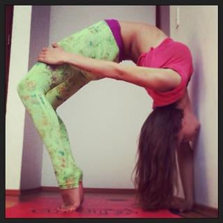 Michelle Renaud feet photo thumbnail