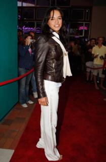 Michelle Rodriguez feet photo thumbnail