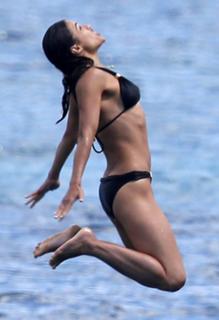 Michelle Rodriguez feet photo thumbnail