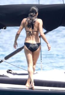 Michelle Rodriguez feet photo thumbnail