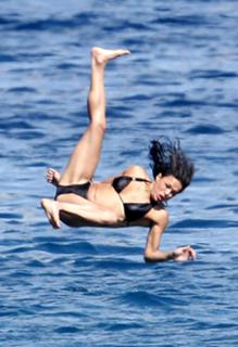 Michelle Rodriguez feet photo thumbnail