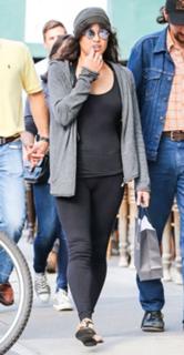 Michelle Rodriguez feet photo thumbnail