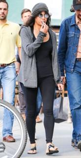 Michelle Rodriguez feet photo thumbnail