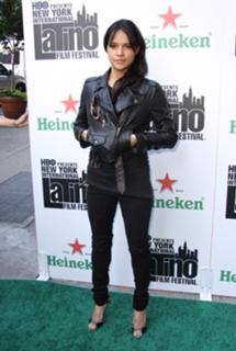 Michelle Rodriguez feet photo thumbnail