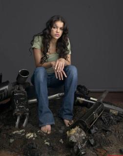 Michelle Rodriguez feet photo thumbnail