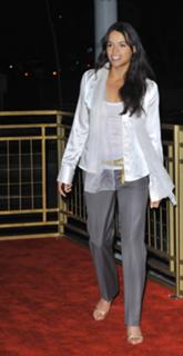 Michelle Rodriguez feet photo thumbnail