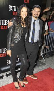 Michelle Rodriguez feet photo thumbnail