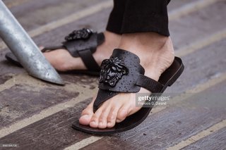 Michelle Rodriguez feet photo thumbnail