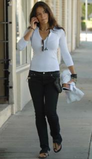Michelle Rodriguez feet photo thumbnail