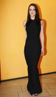 Michelle Ryan feet photo thumbnail