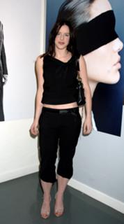 Michelle Ryan feet photo thumbnail