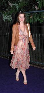 Michelle Ryan feet photo thumbnail