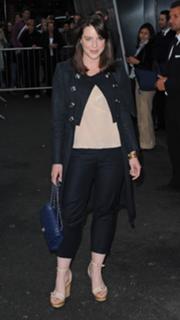 Michelle Ryan feet photo thumbnail