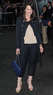 Michelle Ryan feet photo thumbnail