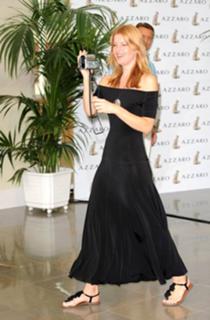 Michelle Stafford feet photo 8