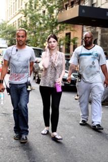 Michelle Trachtenberg feet photo thumbnail